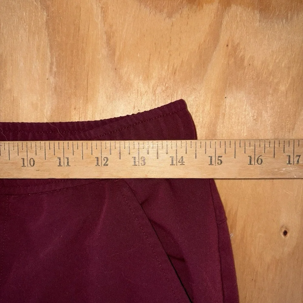 FIGS Tansen Mens Burgundy Jogger Scrub Pants 5 Pockets Small